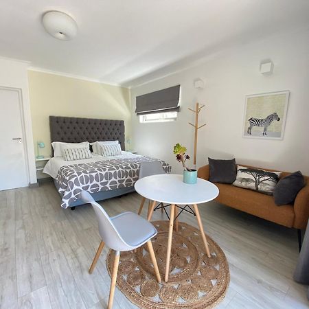 Ocean10 Guesthouse Cape Town Exterior photo