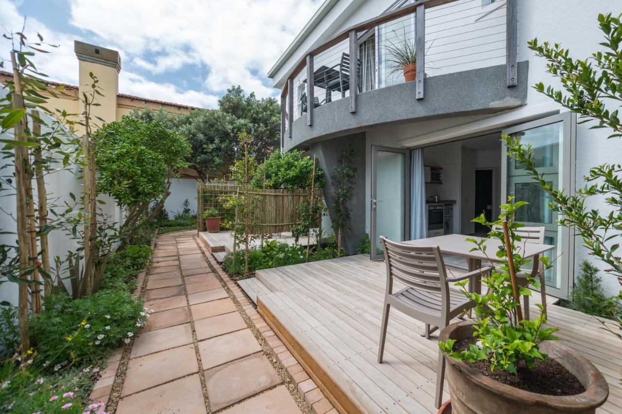 Ocean10 Guesthouse Cape Town Exterior photo